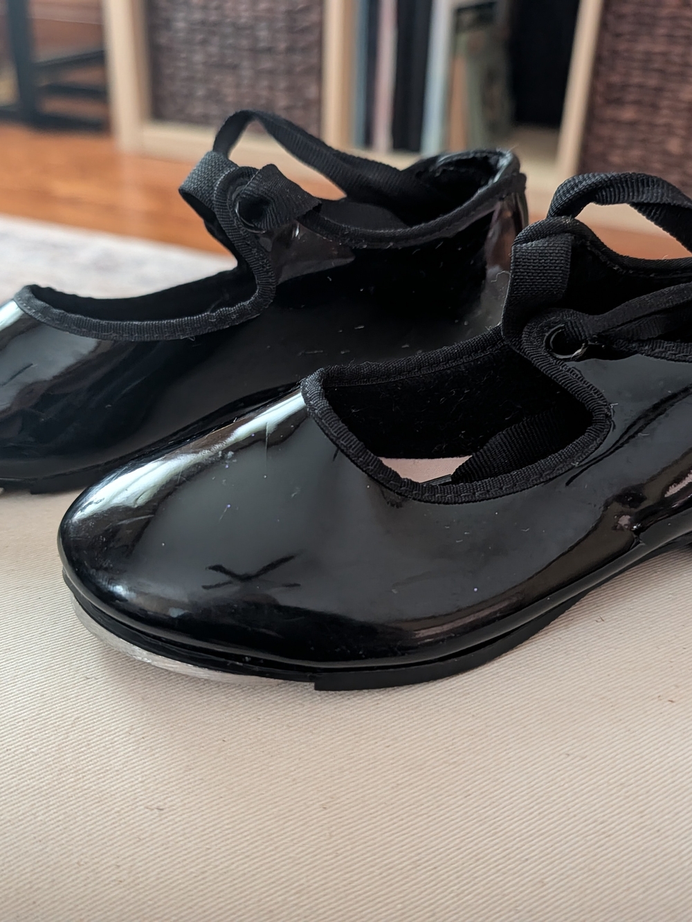 Capezio Black Tele Tone Tap Shoes, Size 1